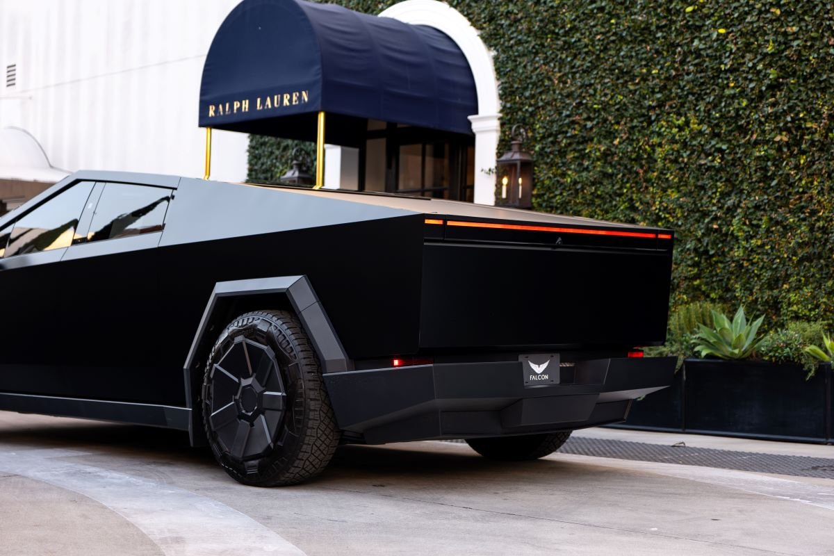 Tesla Cybertruck FSD 2026 Rental LAX