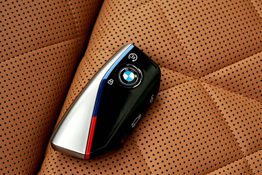 Luxury BMW X5 M50e 2024 for Rent Los Angeles
