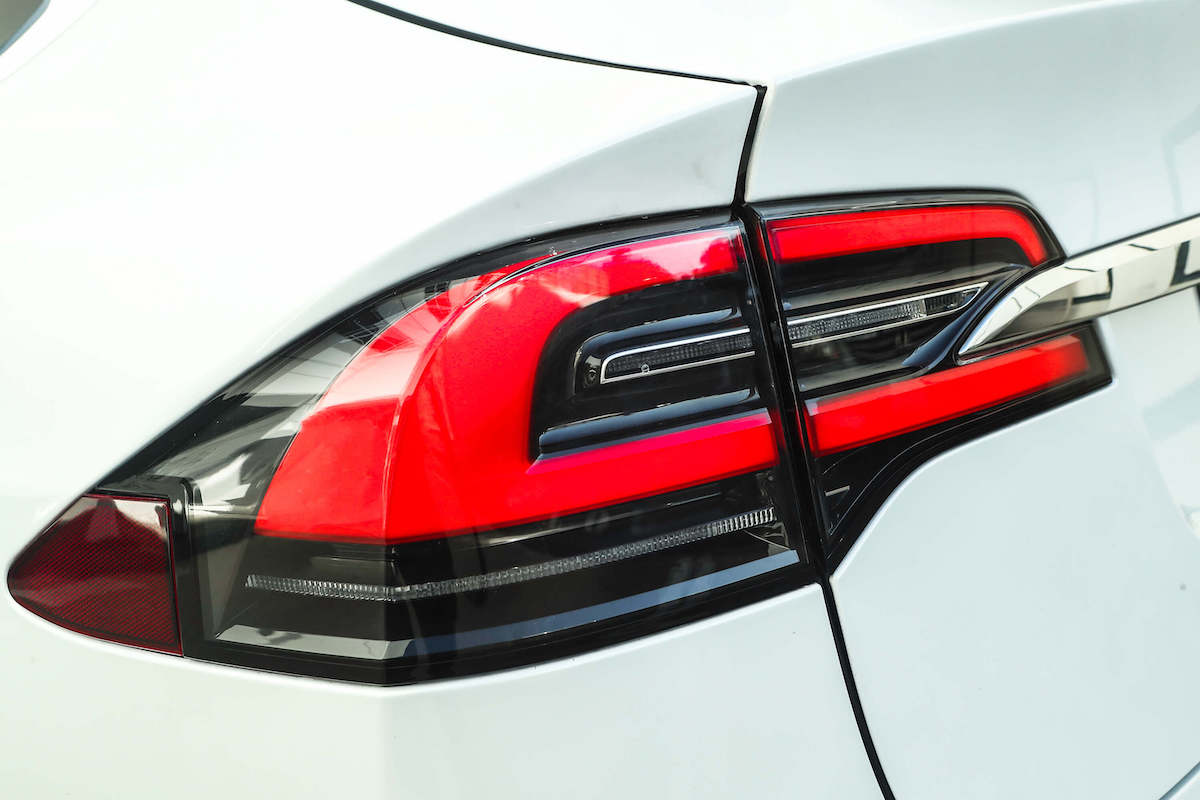 Rent Tesla Model X