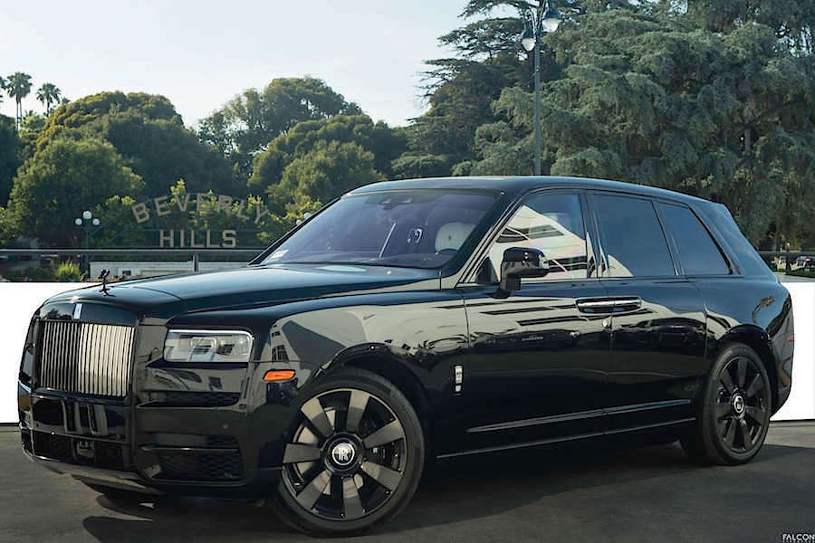 Blacked out Rolls Royce Cullinan Blacked out Rolls Royce Cullinan