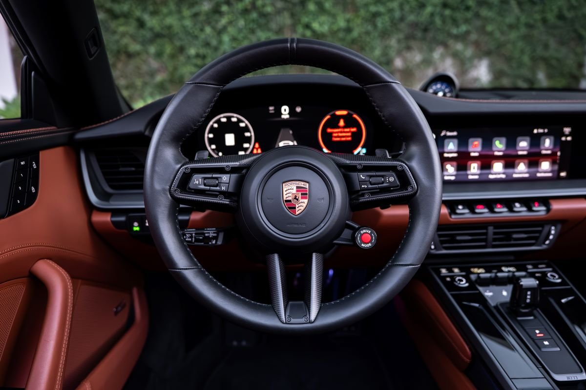 Porsche Carrera 4S Cabriolet rental in Los Angeles
