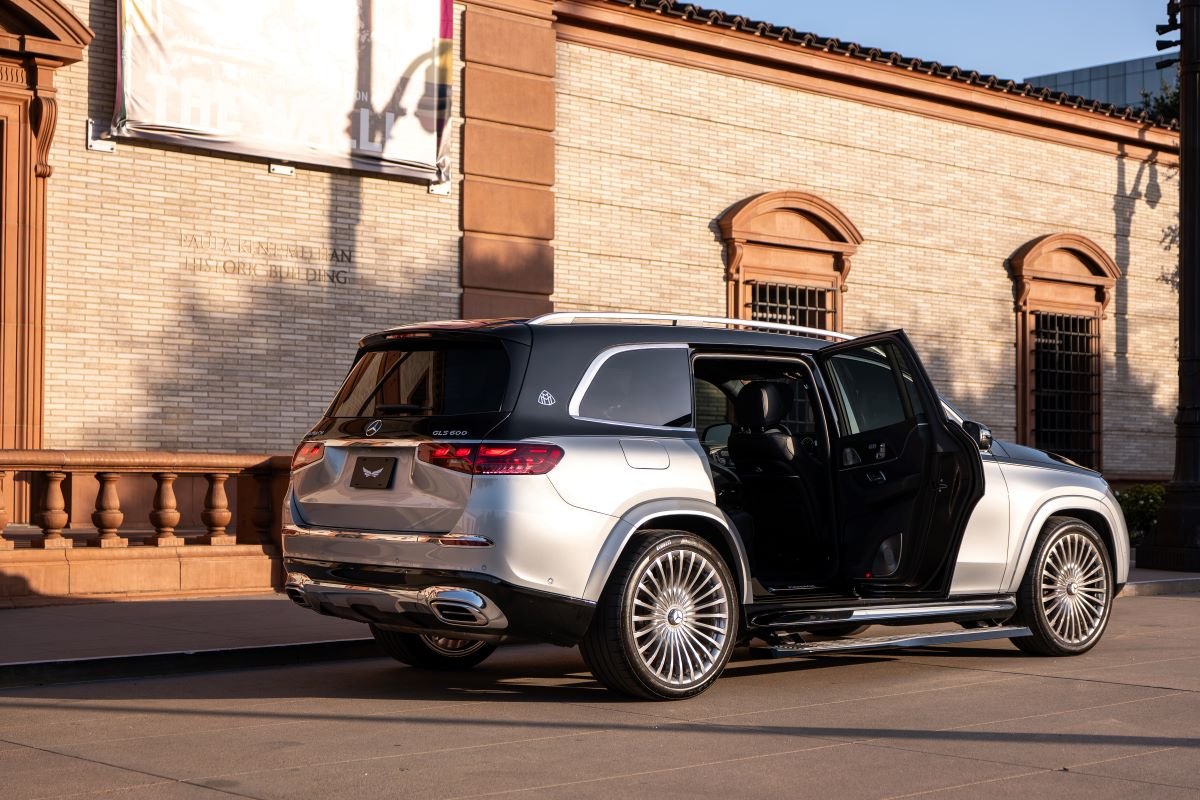 Mercedes GLS Maybach GLS 600 Rental in Los Angeles