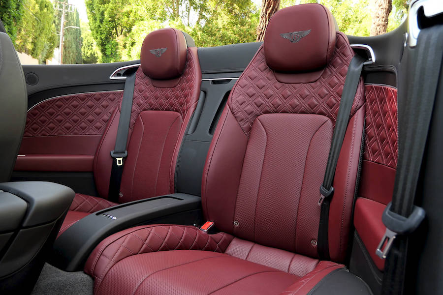 Bentley Continental GTC 2022 For Rent in Los Angeles