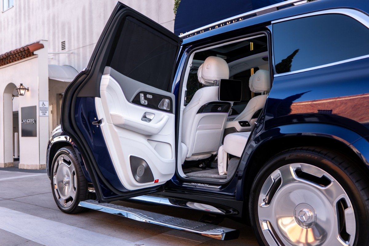 Mercedes Maybach GLS 600 rental in Los Angeles