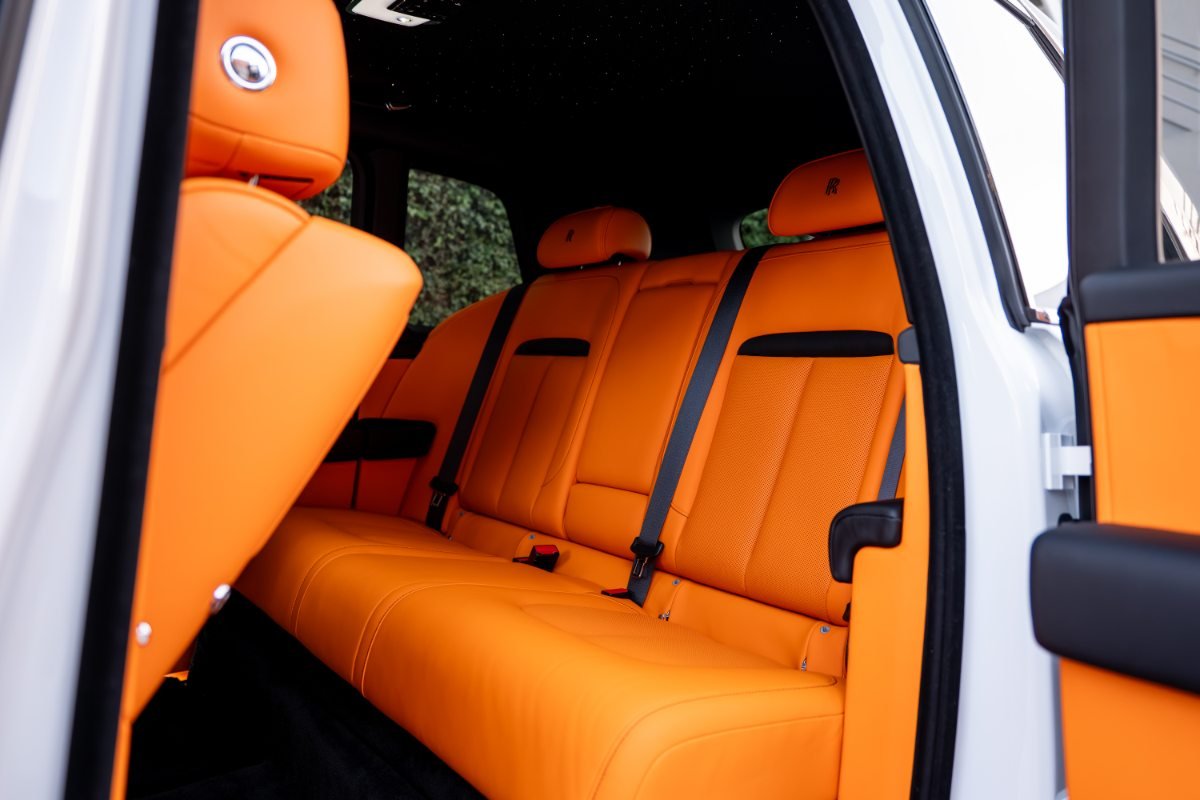 Rolls Royce Cullinan rental in Los Angeles