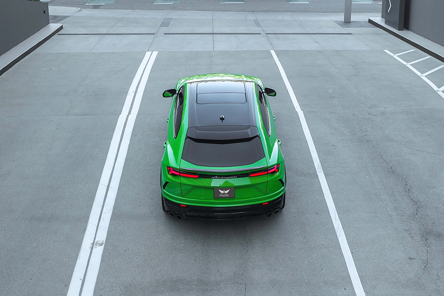 2020 Lamborghini Urus Green
