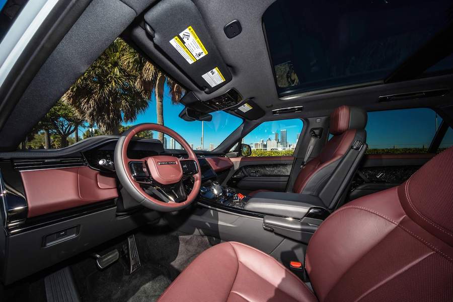 White Range Rover Sport Dynamic Rental