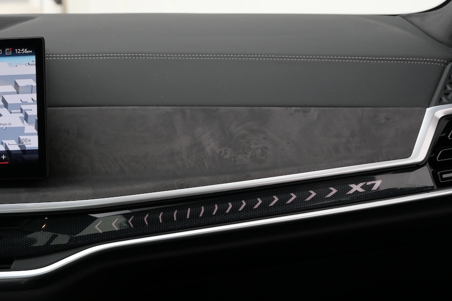 BMW X7 40i 2024 Rental in Los Angeles