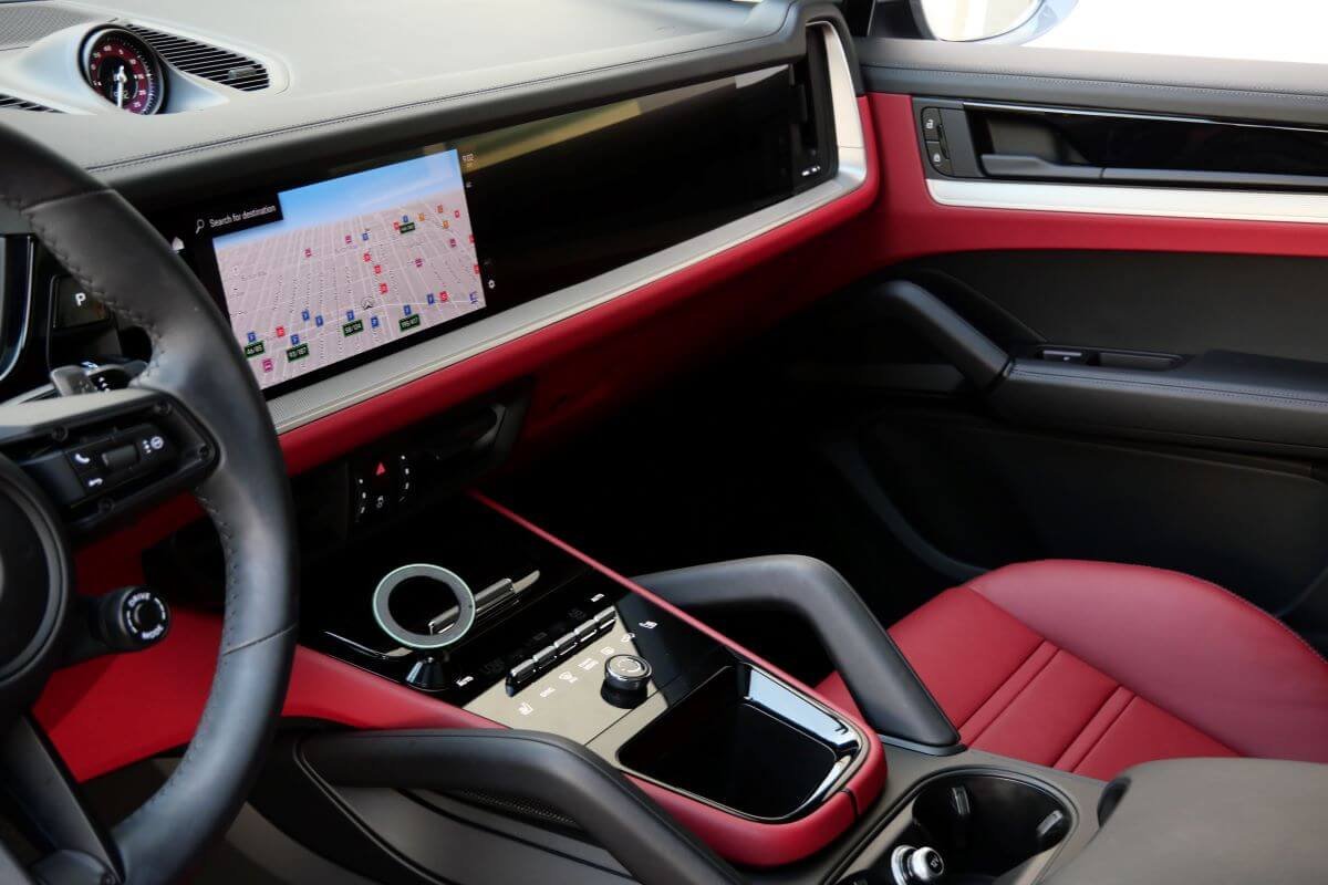2025 Porsche Cayenne Coupe in LA For Rent
