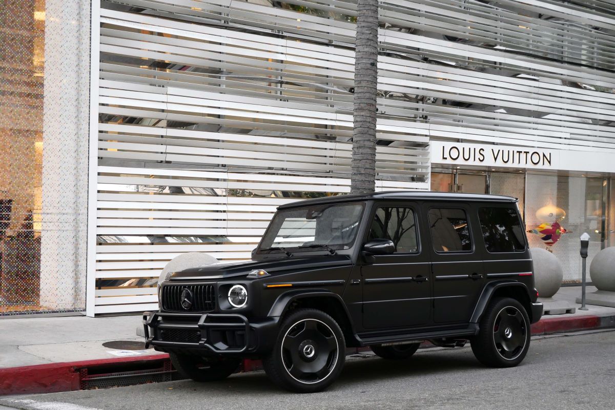 rent a Mercedes AMG 63 2025 in LAX rent a Mercedes AMG 63 2025 in LAX