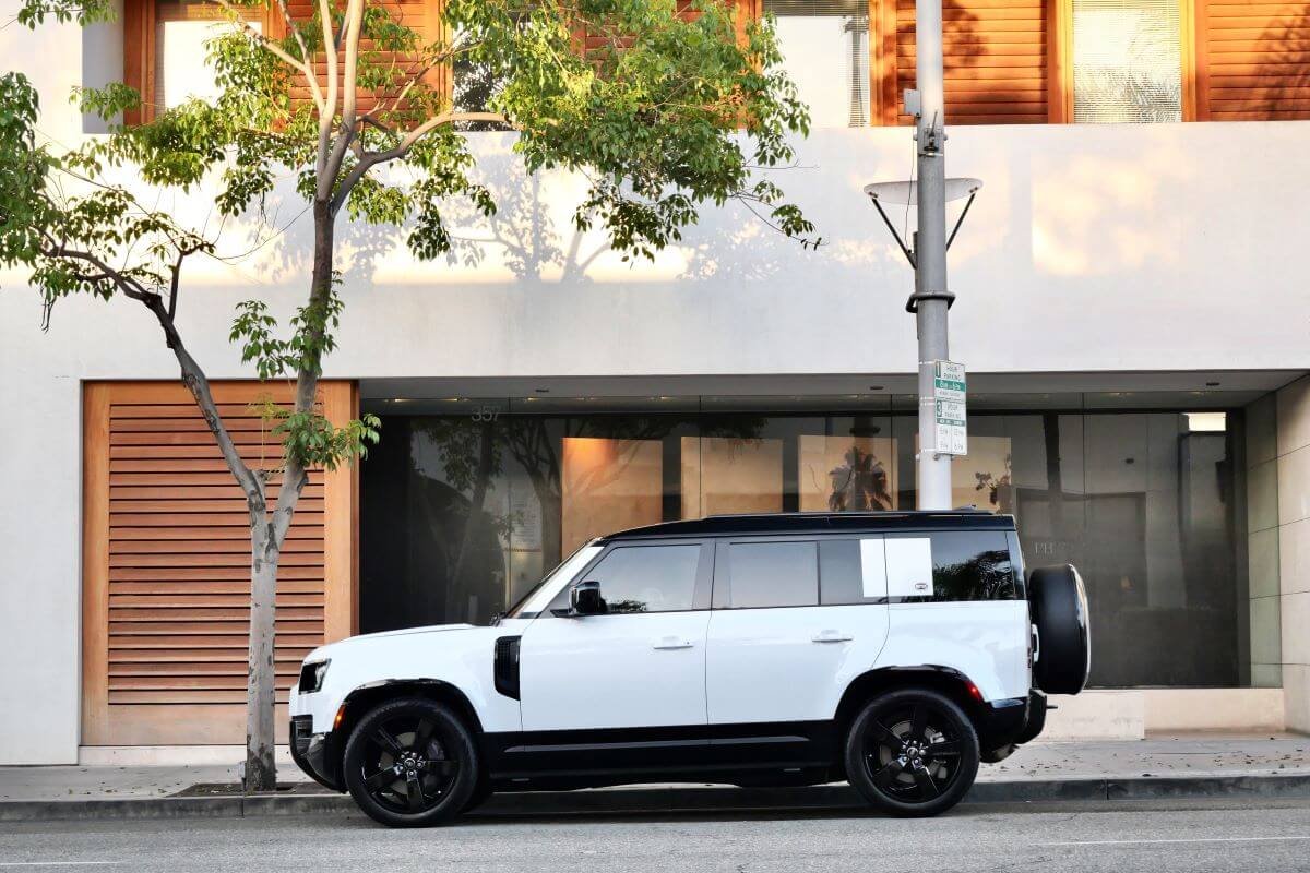 2025 Land Rover Defender Rental LAX