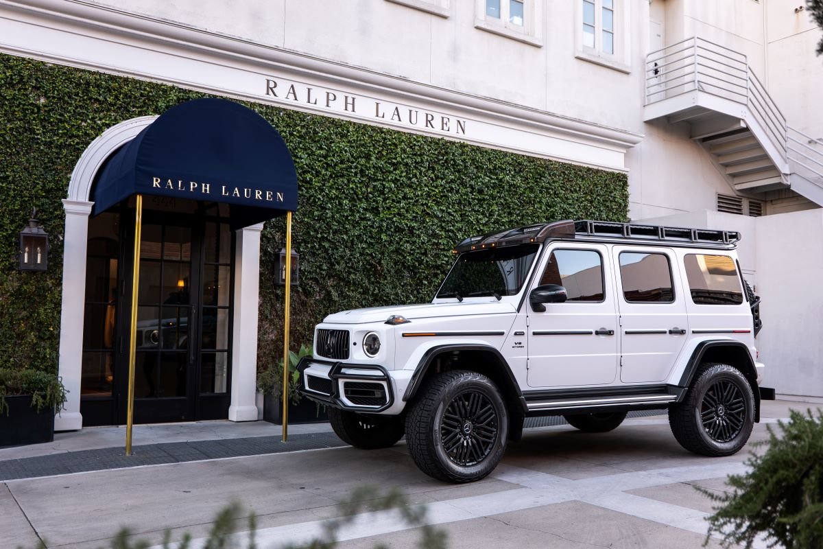 Mercedes AMG G63 4x4² rental in Los Angeles